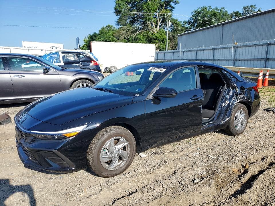 2026 HYUNDAI ELANTRA SE - 1