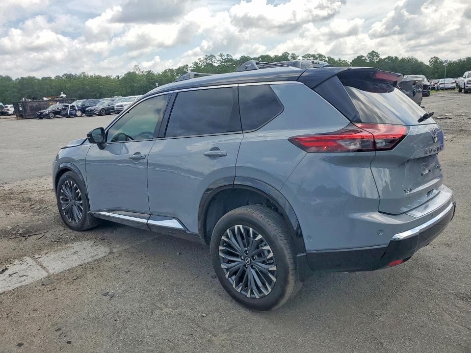2026 NISSAN ROGUE PLATINUM 2