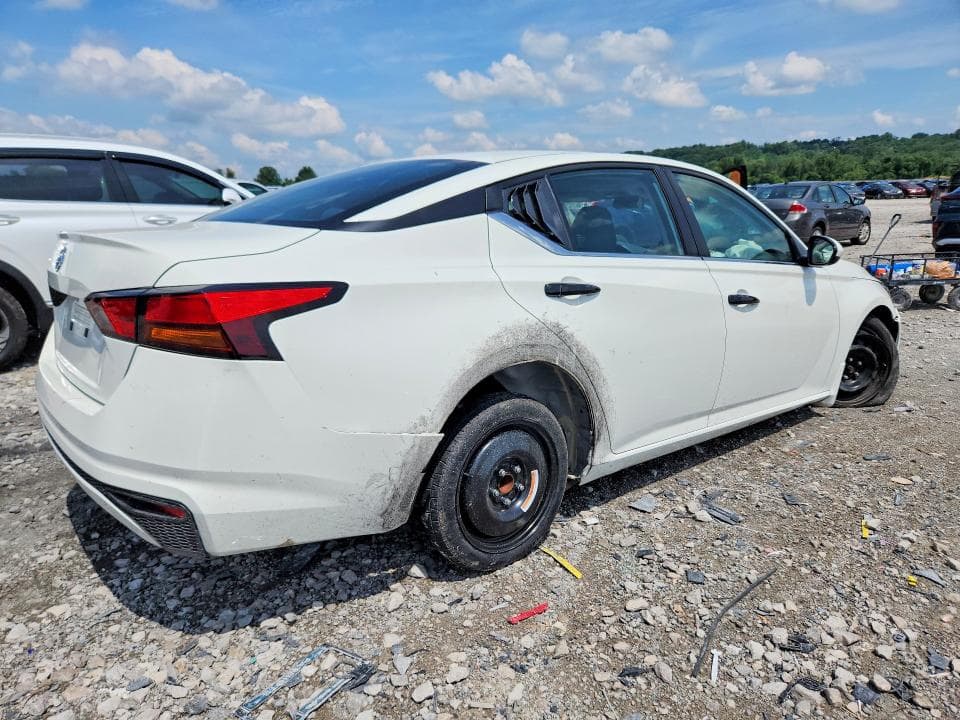 2022 NISSAN ALTIMA S 3