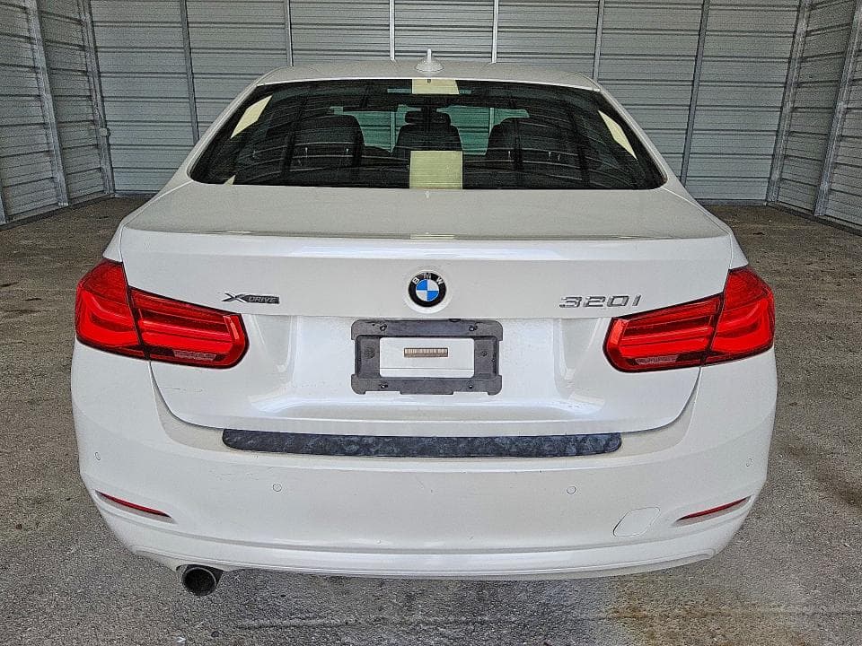 2017 BMW 320 XI 6