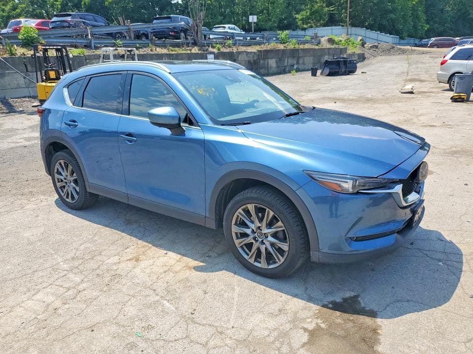 2021 MAZDA CX-5 SIGNATURE 4