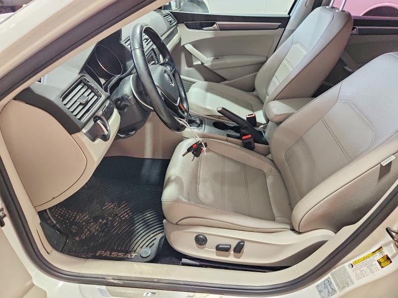 2018 VOLKSWAGEN PASSAT S S 7