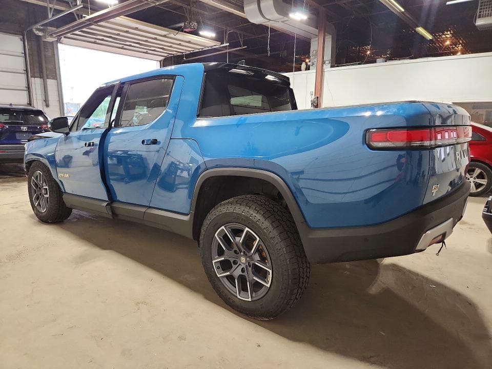 2022 RIVIAN R1T LAUNCH EDITION 2