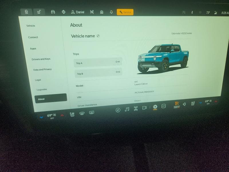 2022 RIVIAN R1T LAUNCH EDITION 9