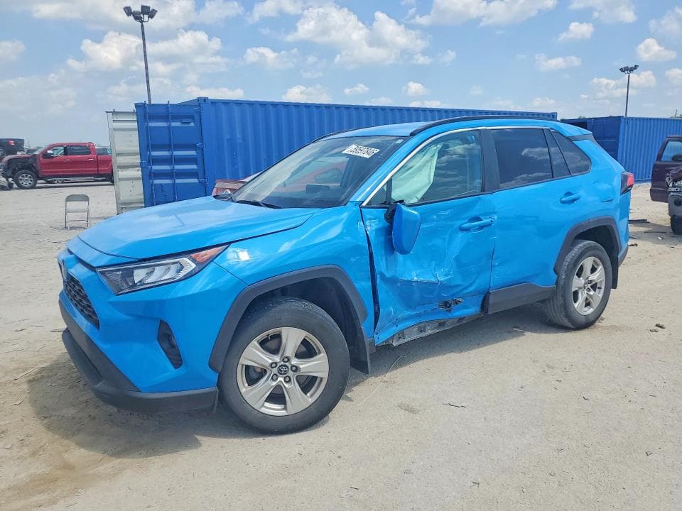 2020 TOYOTA RAV4 XLE - 1