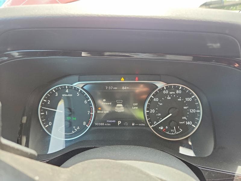 2022 NISSAN PATHFINDER SV 9