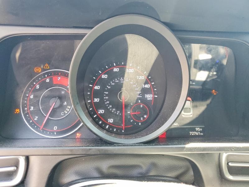 2021 HYUNDAI ELANTRA SEL 9