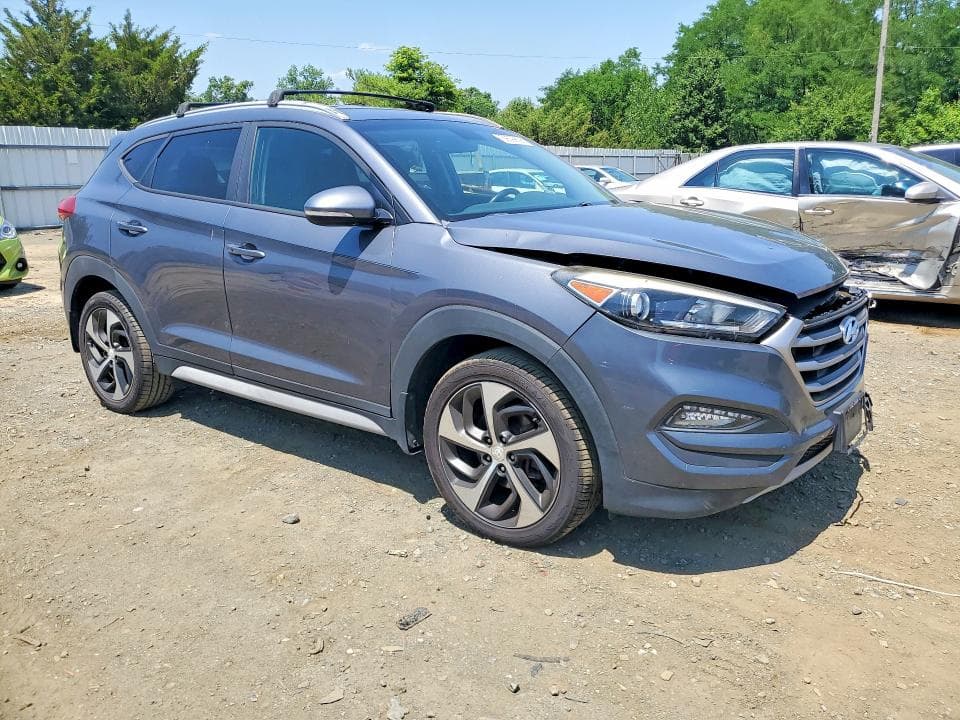 2017 HYUNDAI TUCSON 4