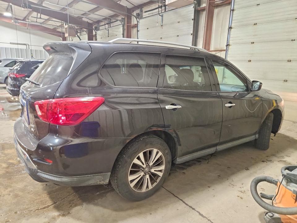 2018 NISSAN PATHFINDER SV 3