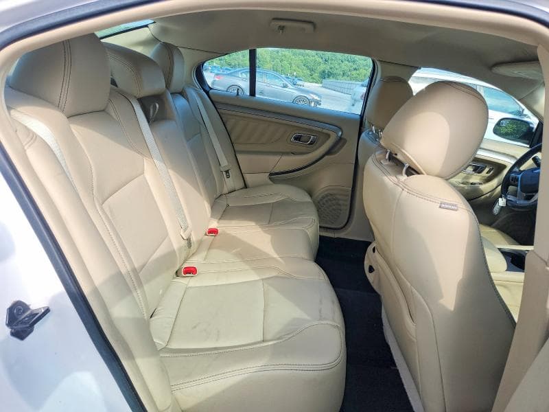2018 FORD TAURUS SEL 10
