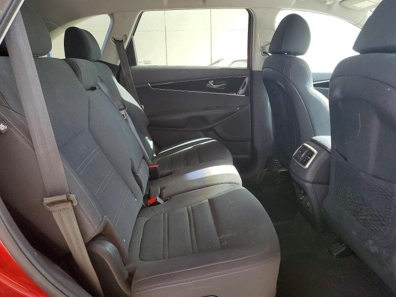 2019 KIA SORENTO LX 11