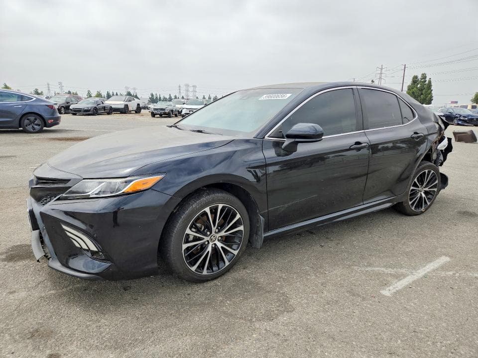 2020 TOYOTA CAMRY SE - 1