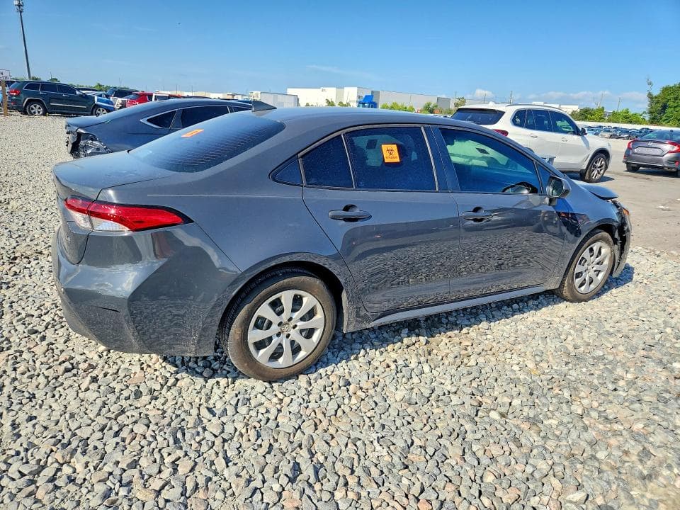 2024 TOYOTA COROLLA LE 3
