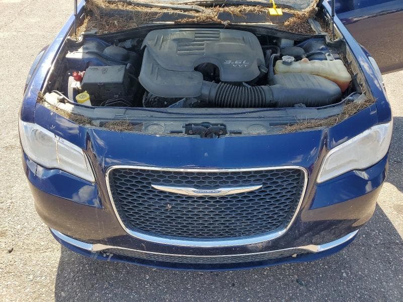 2017 CHRYSLER 300 LIMITED LIMITED 11