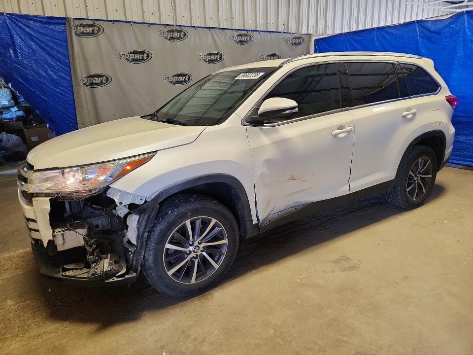 2019 TOYOTA HIGHLANDER XLE - 1