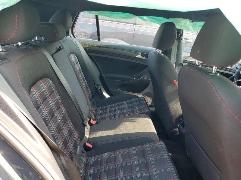 2019 VOLKSWAGEN GTI S 10