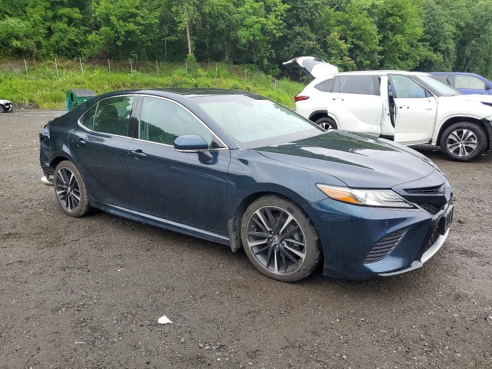 2018 TOYOTA CAMRY XSE V6 4