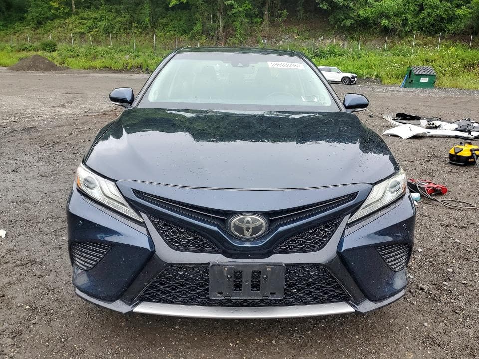 2018 TOYOTA CAMRY XSE V6 5