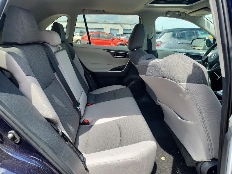 2025 TOYOTA RAV4 XLE XLE 11