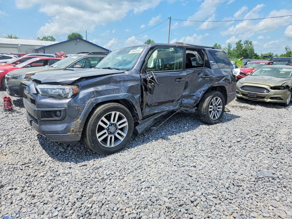 2022 TOYOTA 4RUNNER TRD SPORT - 1