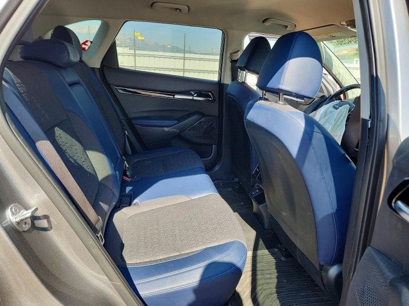 2024 KIA SELTOS S S 10