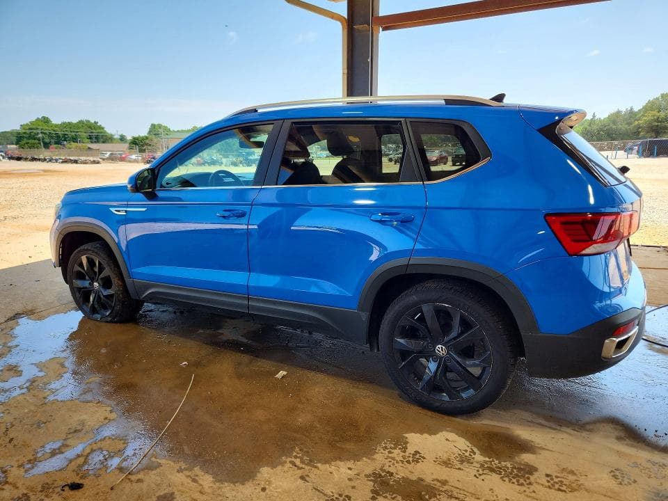 2023 VOLKSWAGEN TAOS SE 2