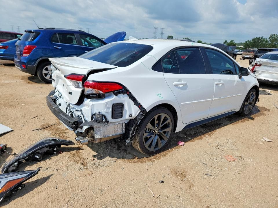 2025 TOYOTA COROLLA SE 3