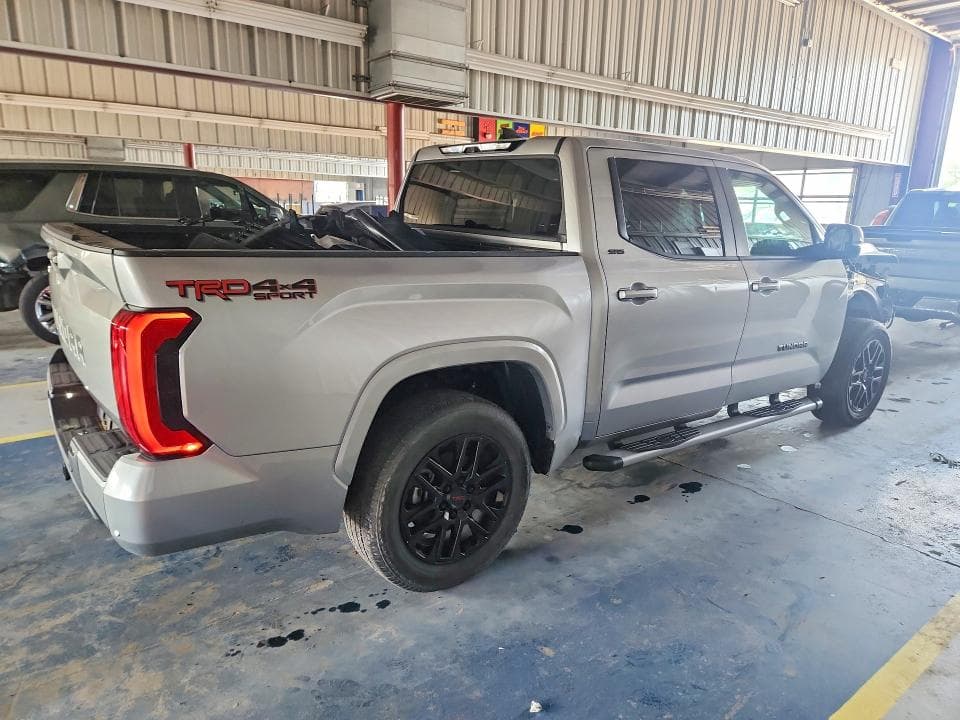 2024 TOYOTA TUNDRA SR5 SR5 3