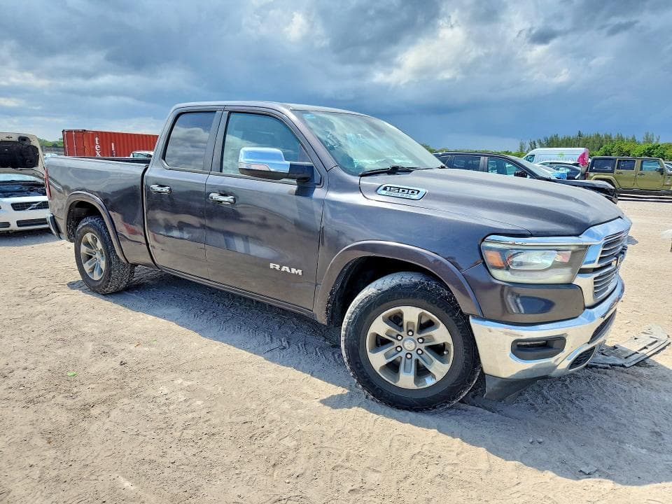 2019 RAM 1500 LARAMIE LARAMIE 4