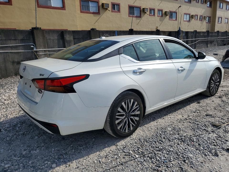 2024 NISSAN ALTIMA SV 3
