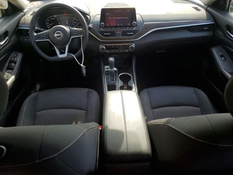 2024 NISSAN ALTIMA SV 8