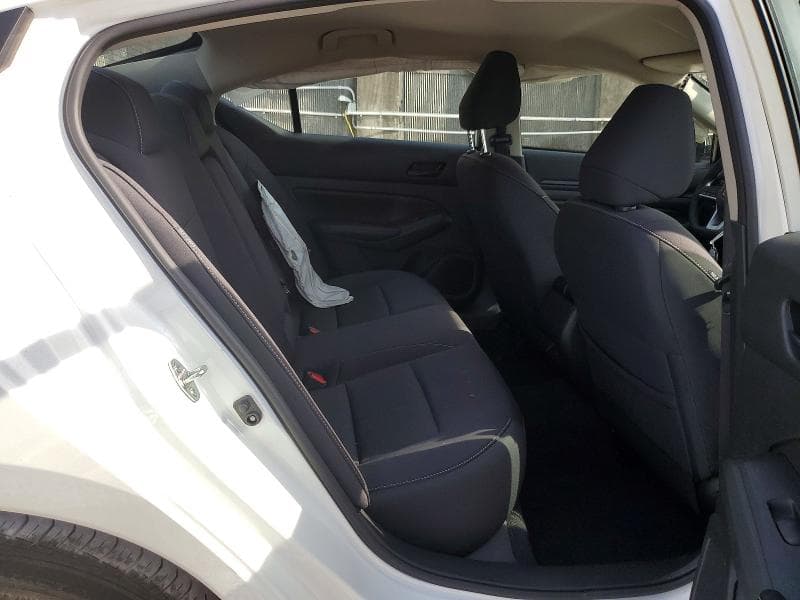 2024 NISSAN ALTIMA SV 10