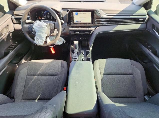 2025 TOYOTA CAMRY LE 8