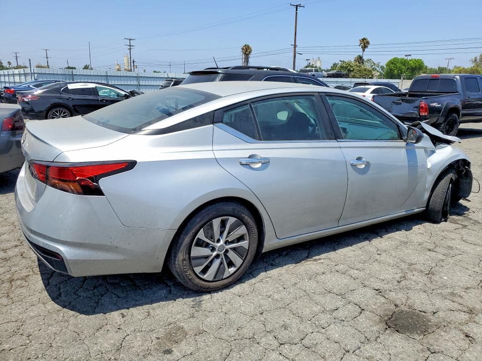 2024 NISSAN ALTIMA S 3