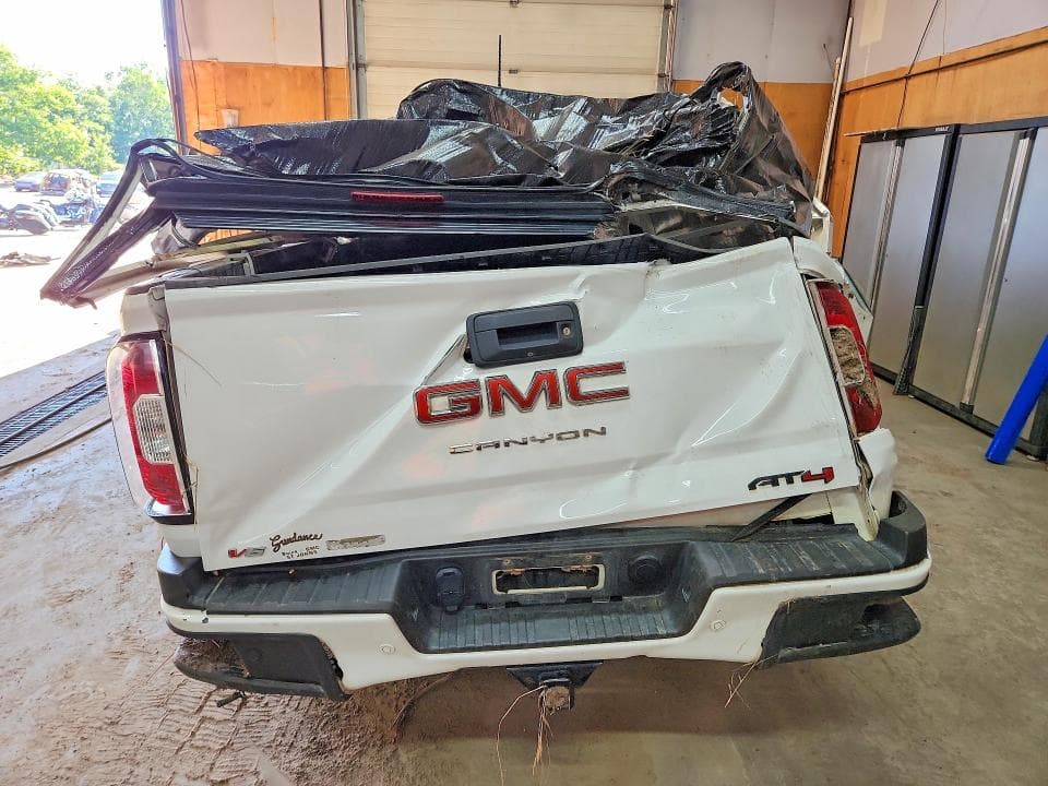 2022 GMC CANYON AT4 6