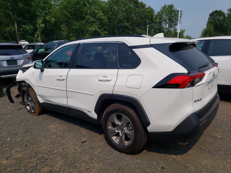 2025 TOYOTA RAV4 HYBRID XLE 2