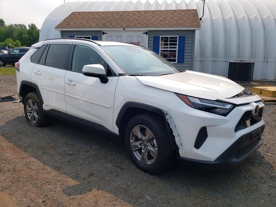 2025 TOYOTA RAV4 HYBRID XLE 4