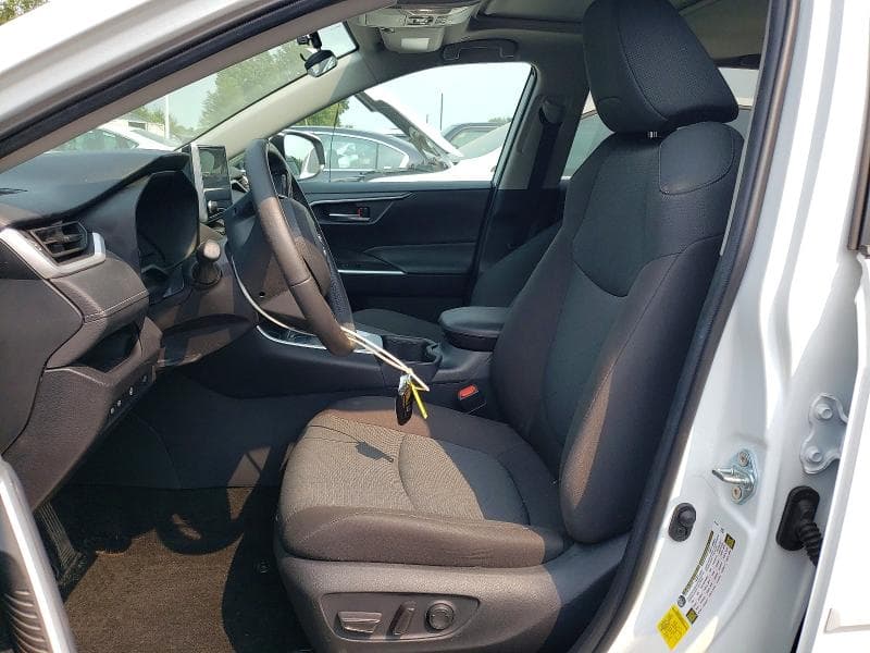 2025 TOYOTA RAV4 HYBRID XLE 7