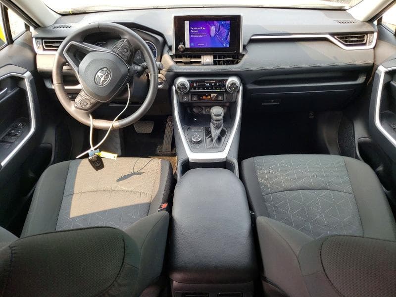2025 TOYOTA RAV4 HYBRID XLE 8