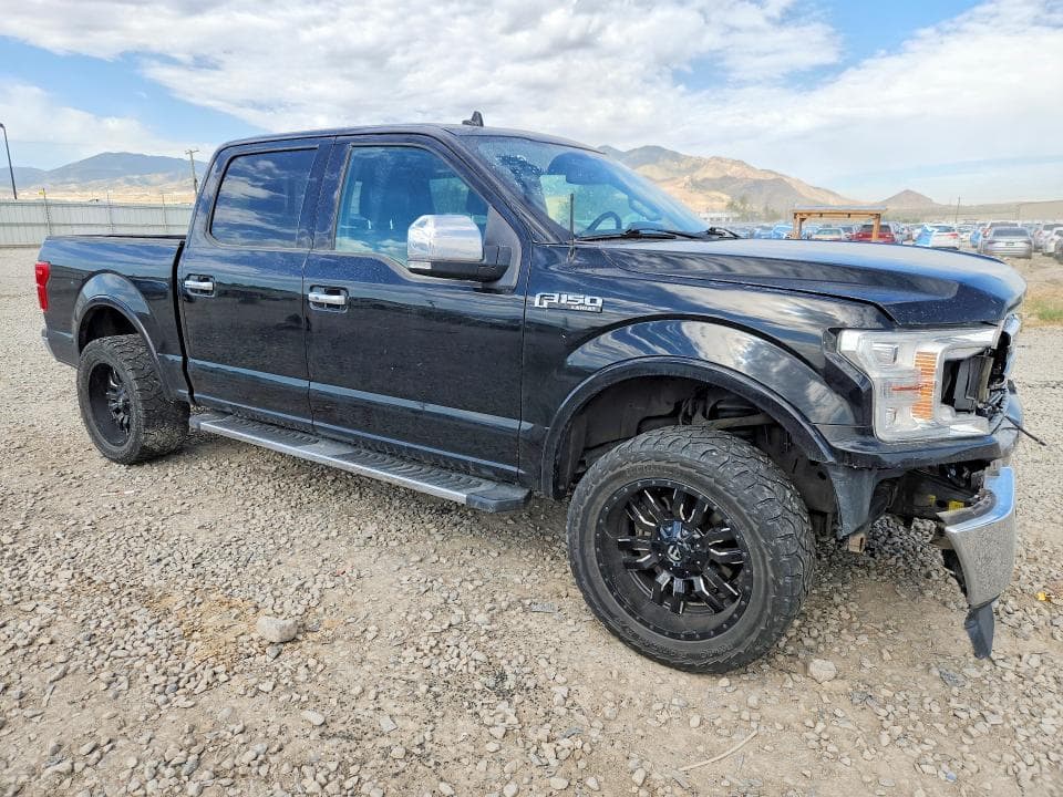 2018 FORD F-150 SUPERCREW 4