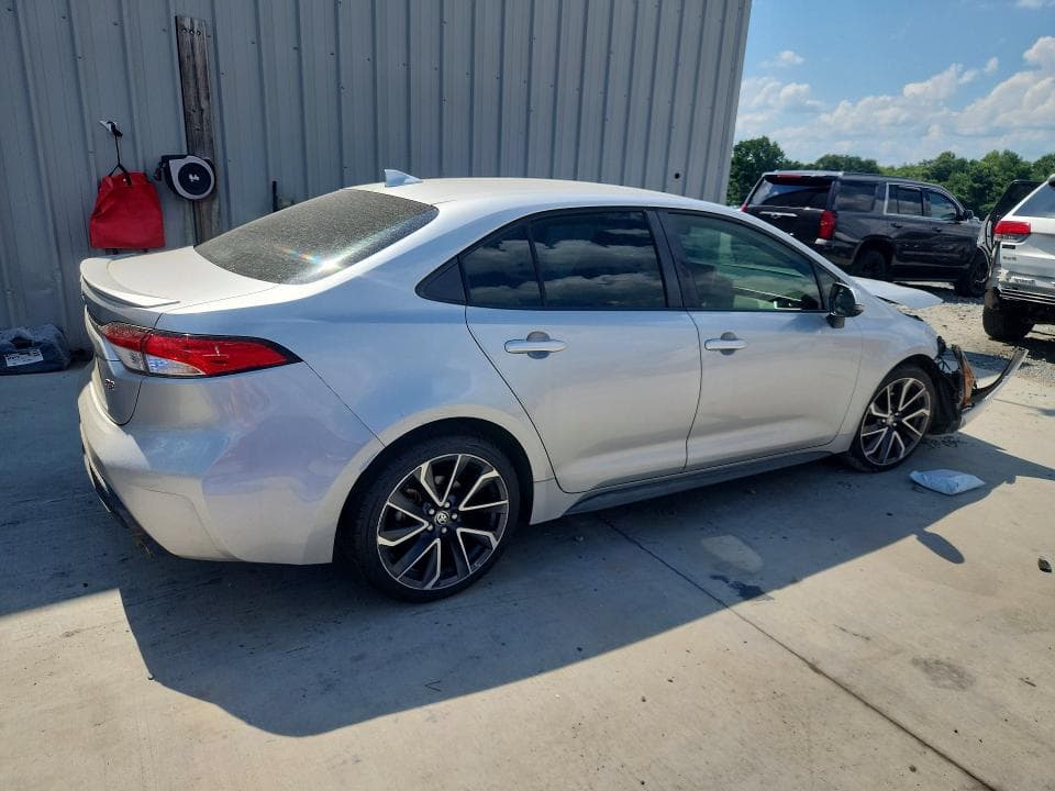 2020 TOYOTA COROLLA SE 3