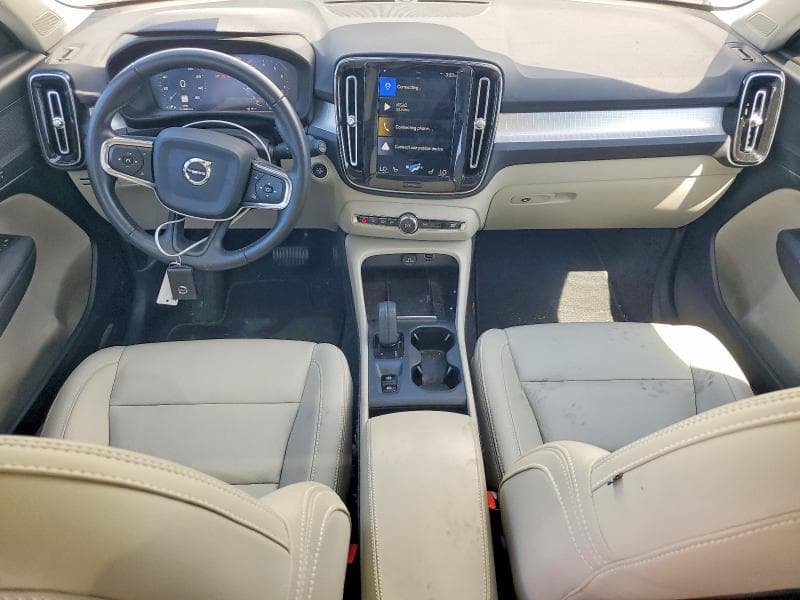 2019 VOLVO XC40 T5 MOMENTUM T5 MOMENTUM 9