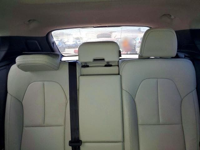 2019 VOLVO XC40 T5 MOMENTUM T5 MOMENTUM 11