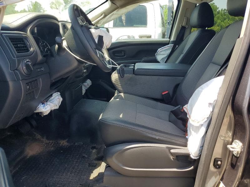 2021 NISSAN TITAN S 7