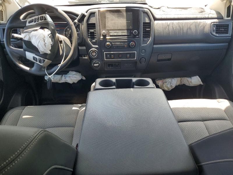 2021 NISSAN TITAN S 8