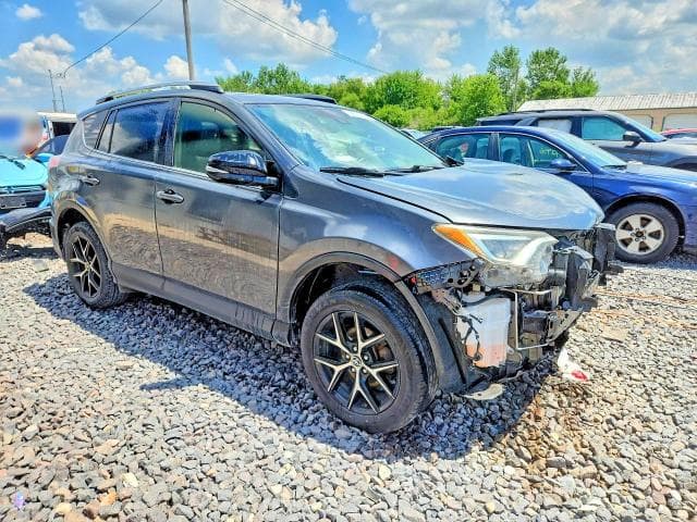 2017 TOYOTA RAV4 SE SE 4