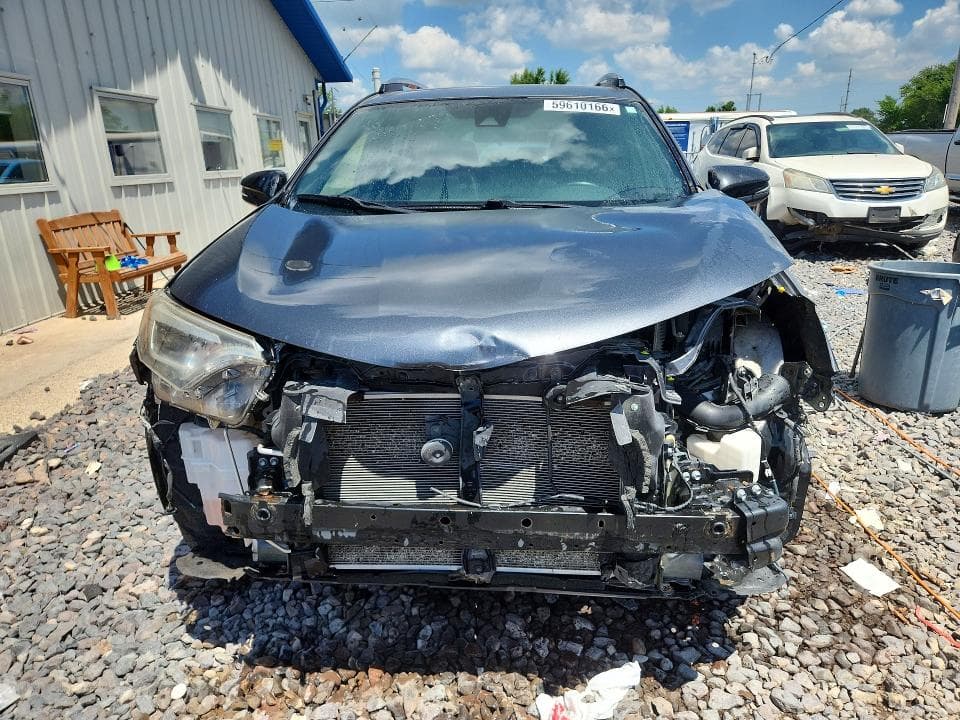 2017 TOYOTA RAV4 SE SE 5