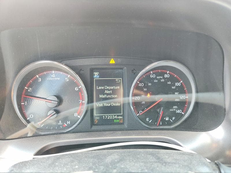 2017 TOYOTA RAV4 SE SE 9