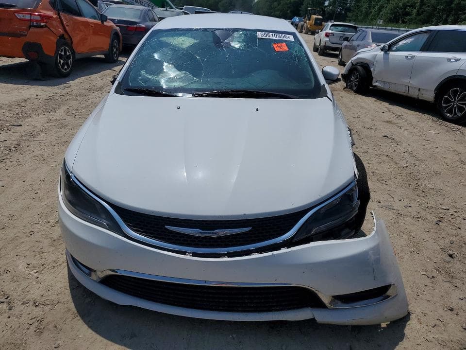 2016 CHRYSLER 200 5