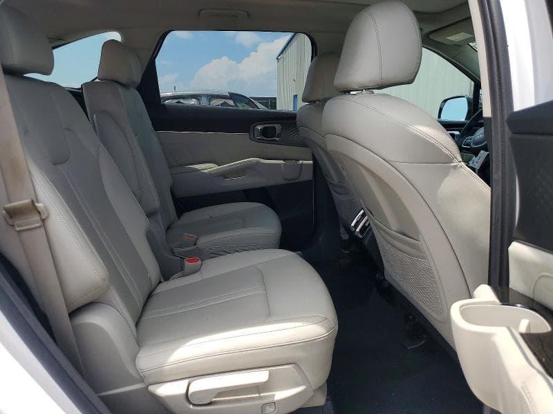 2023 KIA SORENTO SX 11